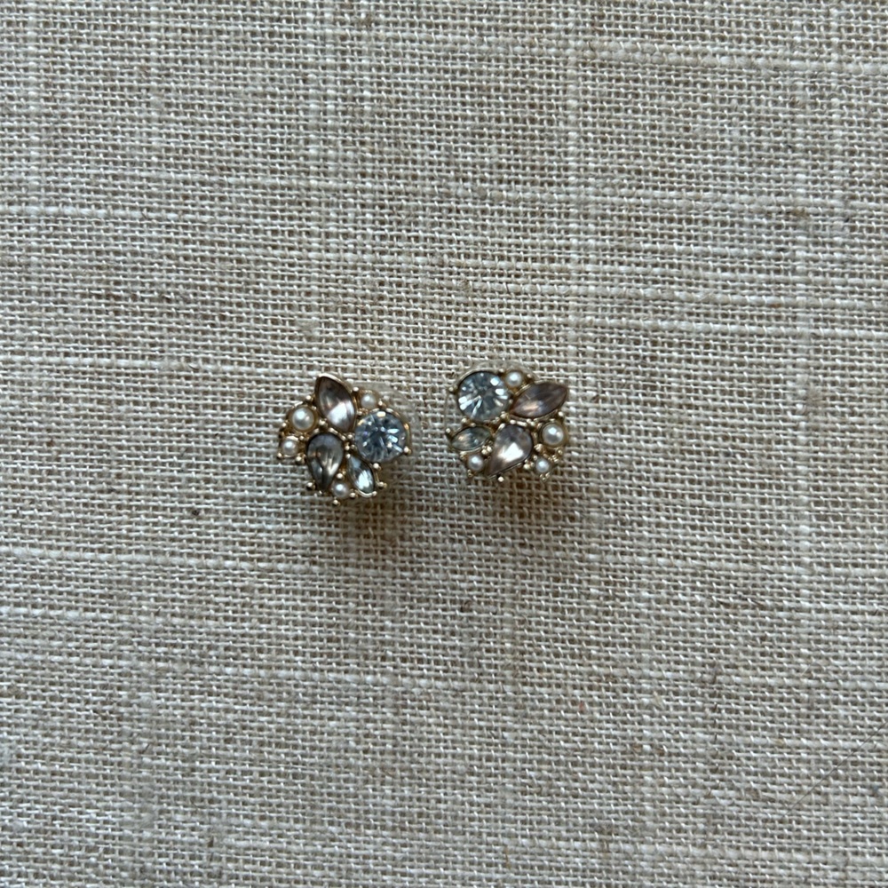 Classic studs